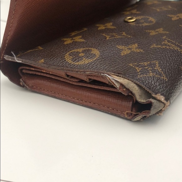 Authentic Louis Vuitton wallet - Picture 5 of 8